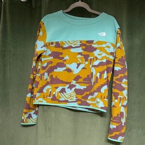 The North Face Women's Crew Neck Sweater - Aqua and Camouflage